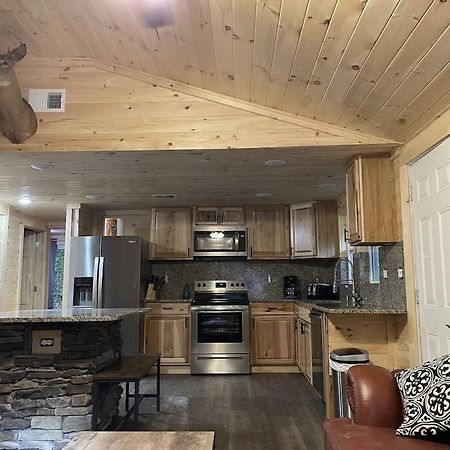 Creekside 3 Bedroom 2 Bath Cabin On Private Creek 班纳埃尔克 外观 照片