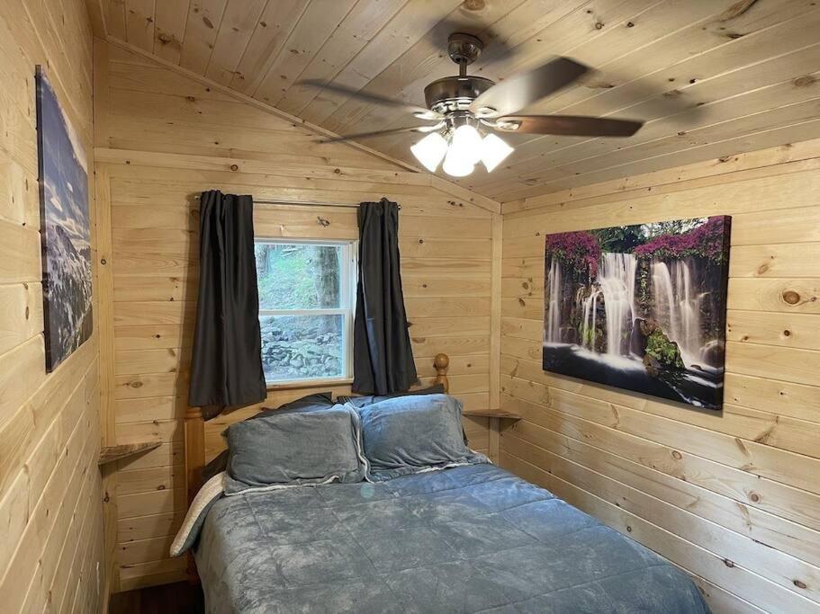 Creekside 3 Bedroom 2 Bath Cabin On Private Creek 班纳埃尔克 外观 照片
