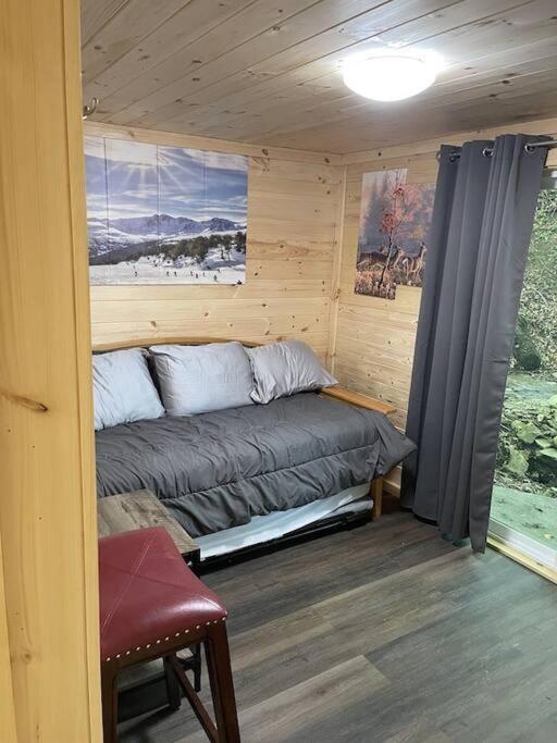 Creekside 3 Bedroom 2 Bath Cabin On Private Creek 班纳埃尔克 外观 照片