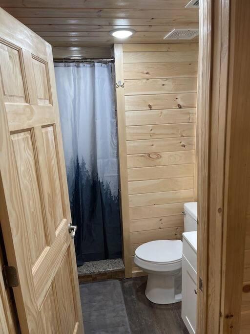 Creekside 3 Bedroom 2 Bath Cabin On Private Creek 班纳埃尔克 外观 照片